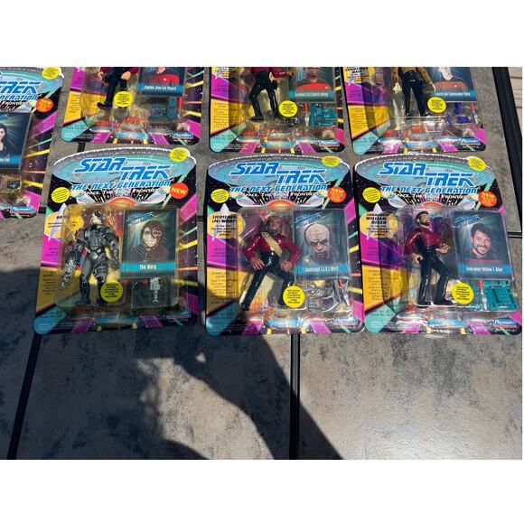 7 Star Trek Playmates 1993 Sky Box Collector Card Included New in Box - Picture 3 of 10